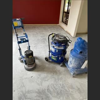 Handy man at your services bathroom renovation, tiling, concrete